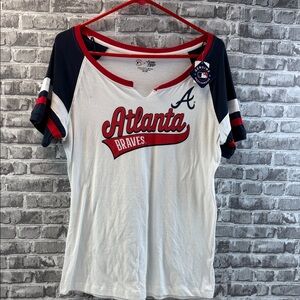 NWT Genuine Merchandise Women's White, Red, and Blue Atlanta Braves Tee